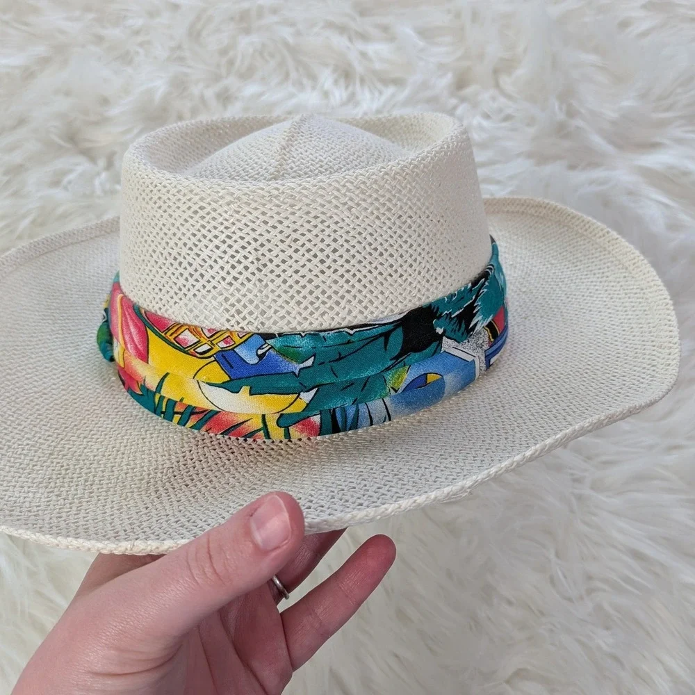Vintage Chi Chi Collection by Bollman Cream Straw Tropical Fedora Hat CCH 1004
